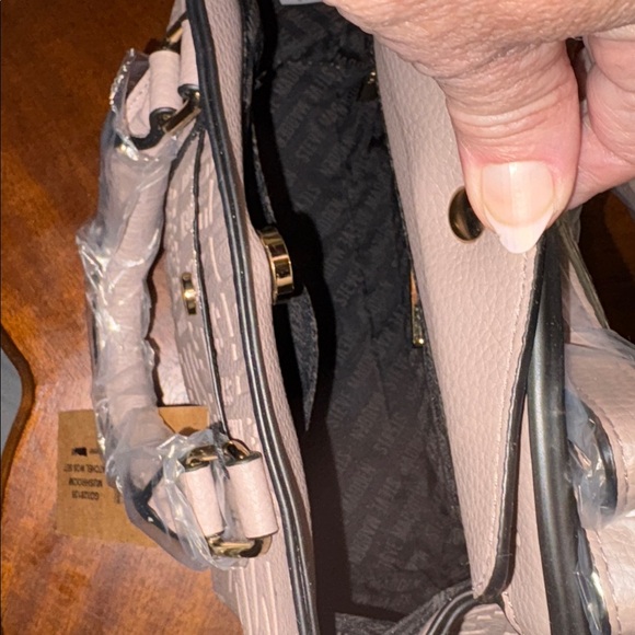 Steve Madden Satchel Crossbody bag Mushroom Taupe debossed Logo Purse NWT - Picture 12 of 12